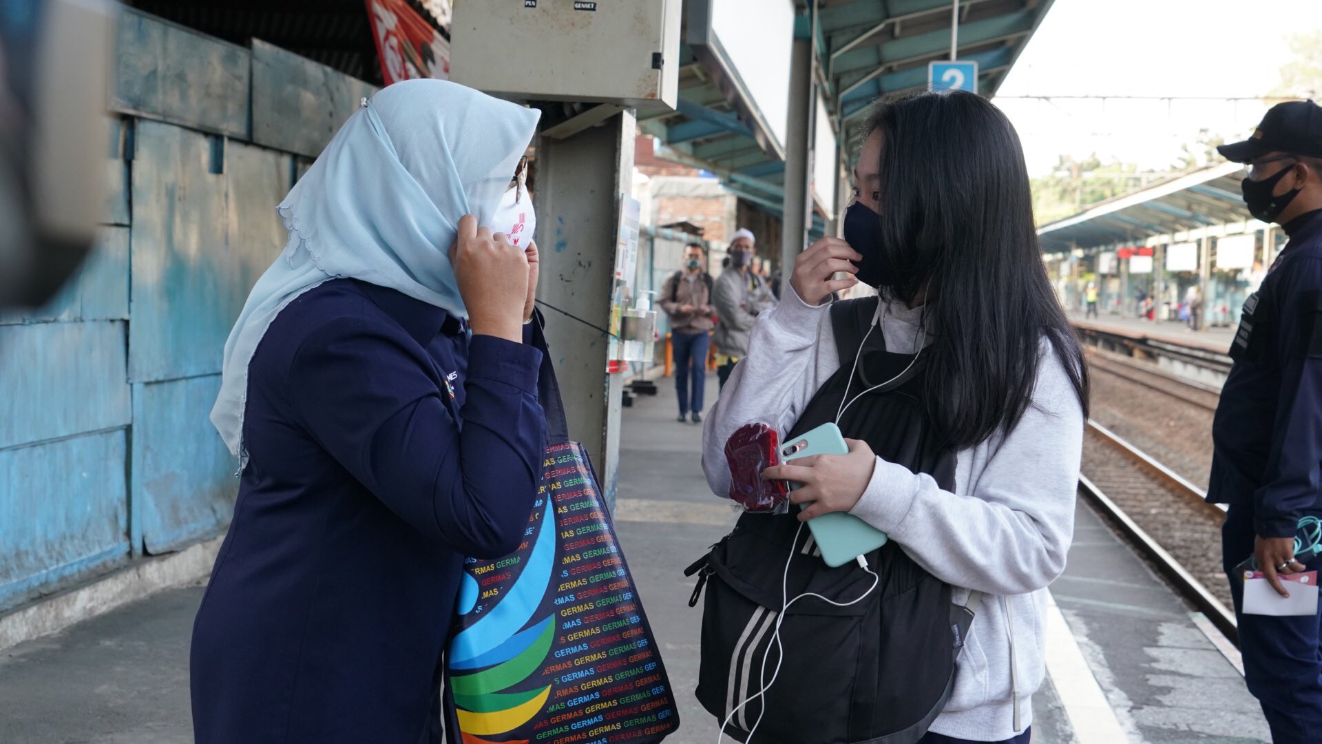 Normal Baru, Normal Lama, Apa Bedanya? - PR INDONESIA